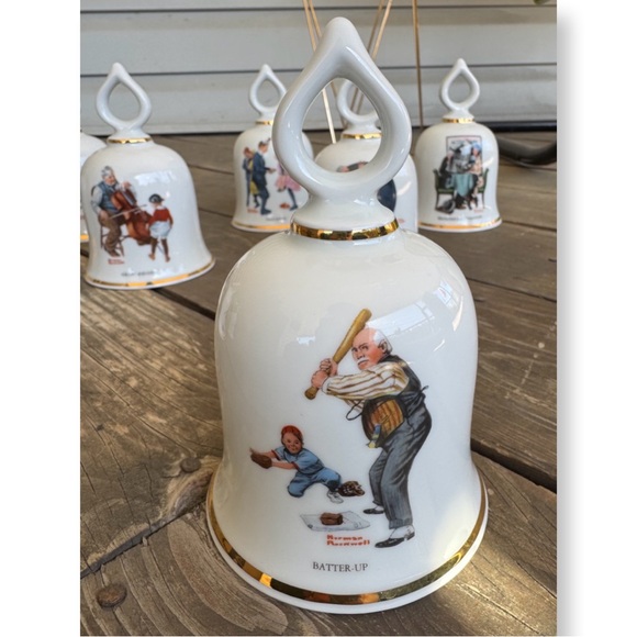 Vintage Norman Rockwell Bells - Picture 4 of 15